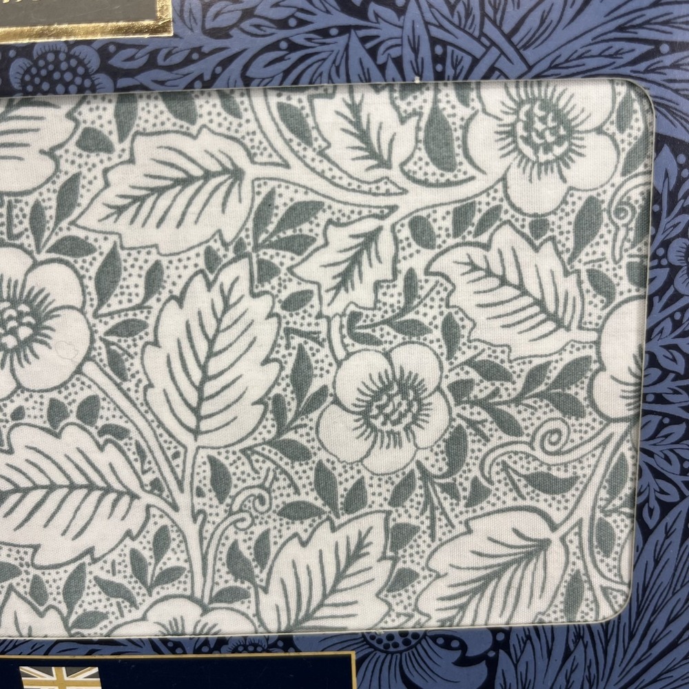 William Morris King Pillowcases Pair CHRISTCHURCH - MINERAL floral 21" X 42" - Picture 7 of 7